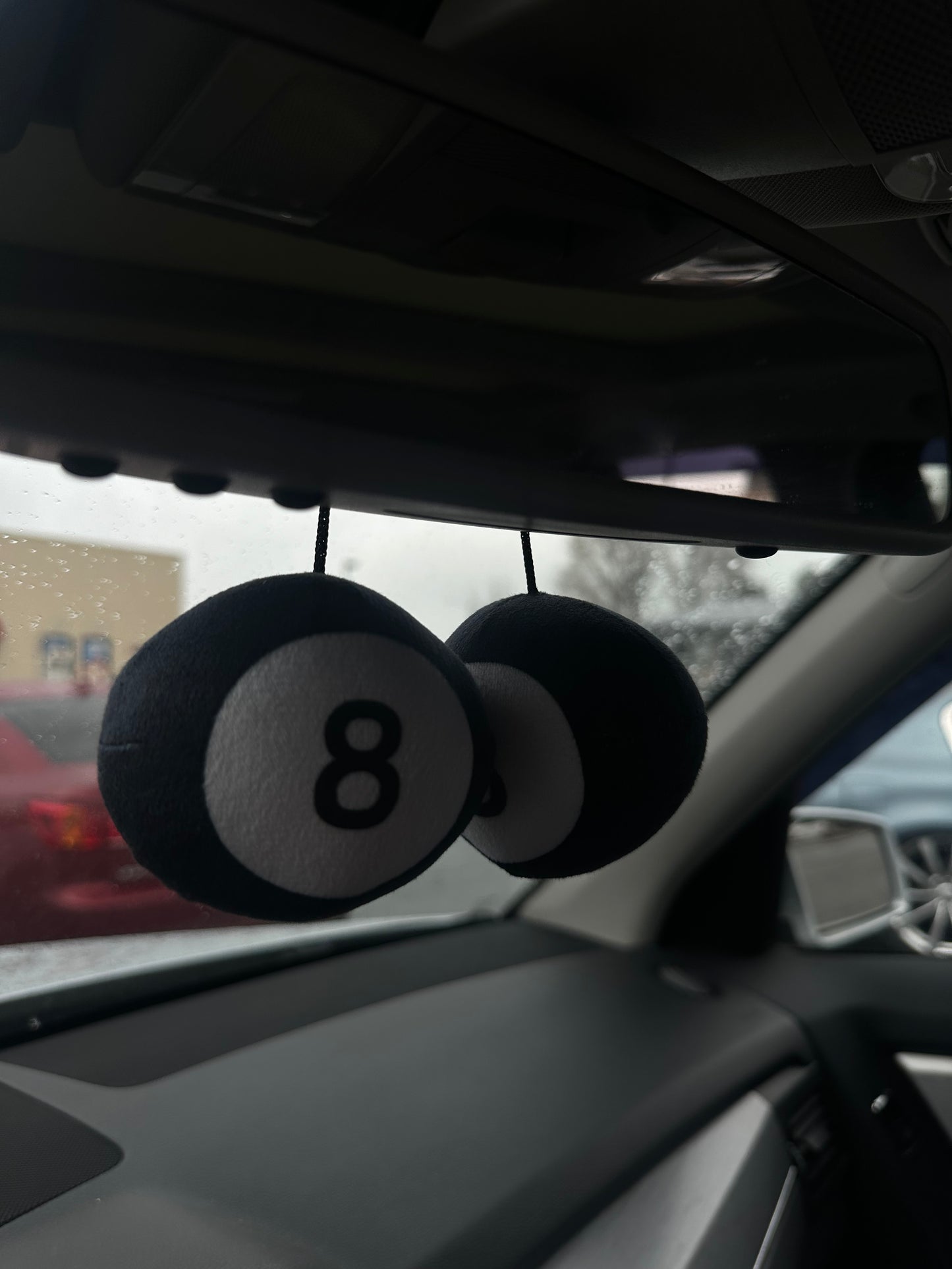Hanging 8 BALL