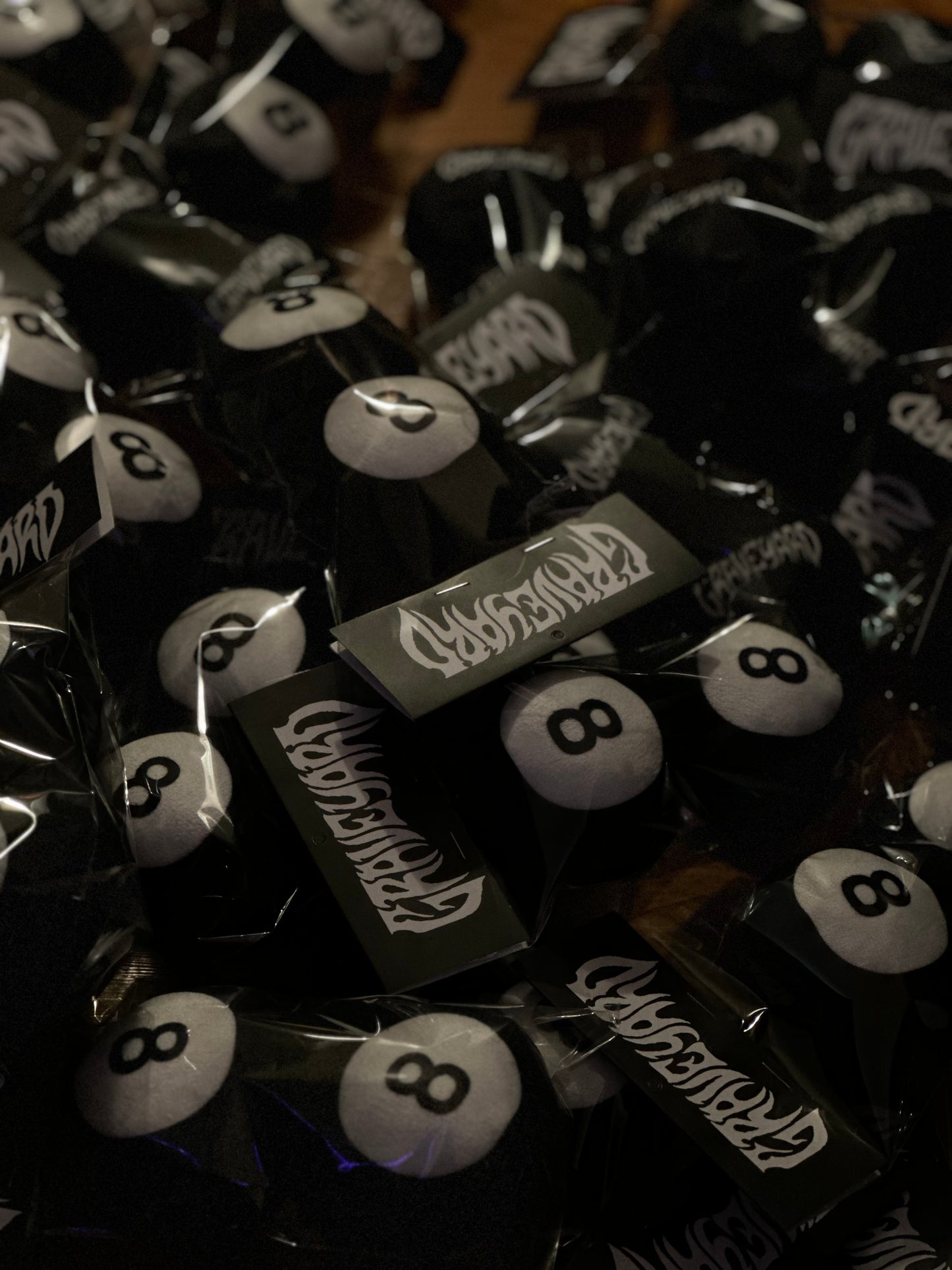 Hanging 8 BALL