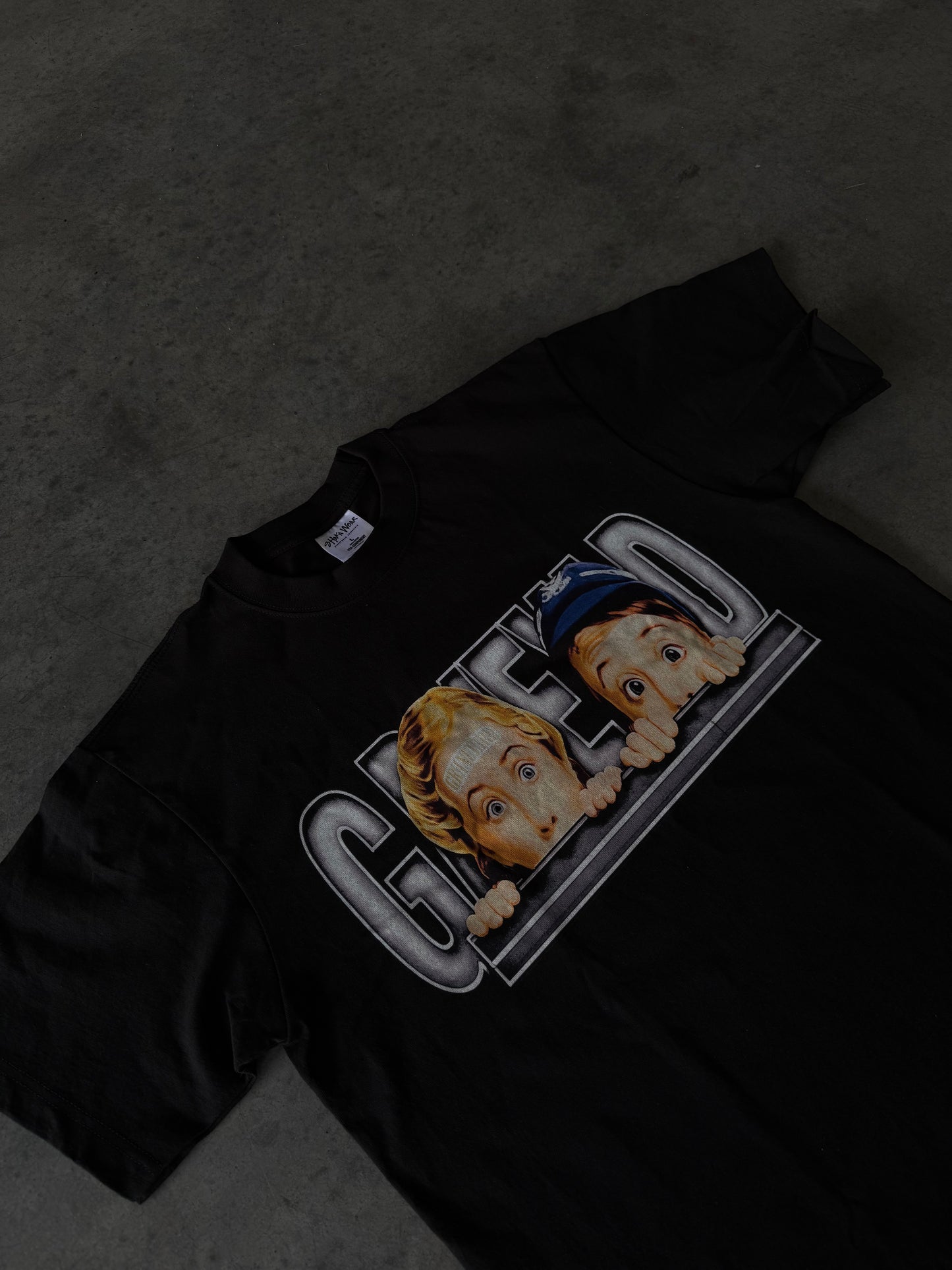 “Eyes on you” TEE